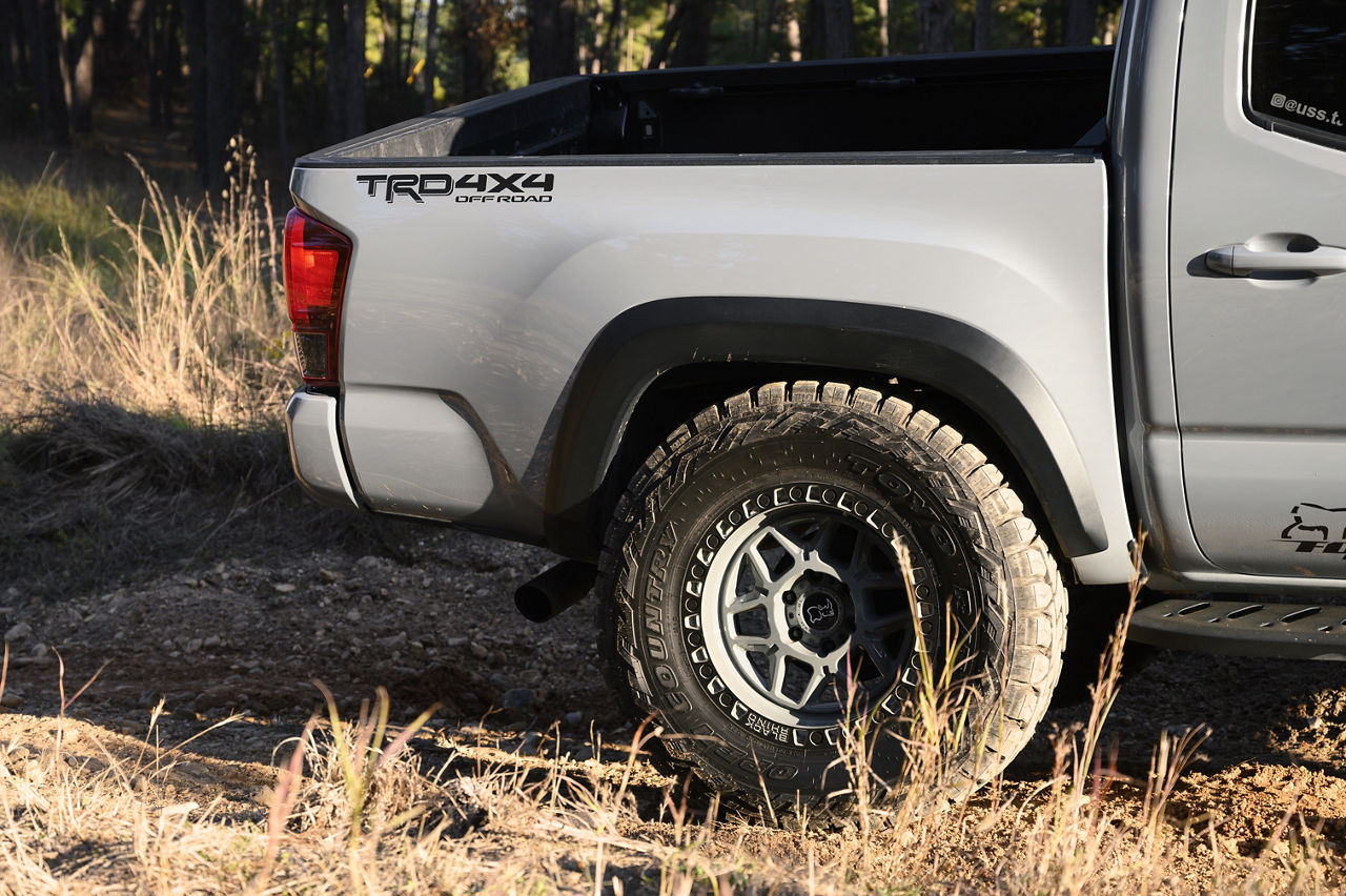 2017 Toyota Tacoma - Black Rhino KELSO - Gray | Black Rhino